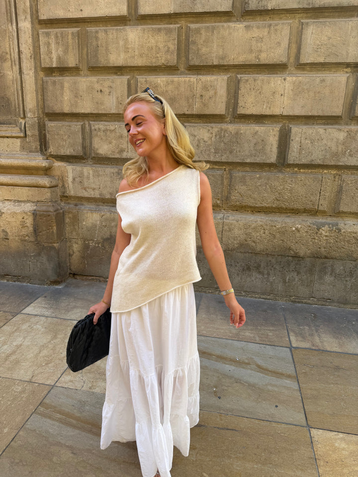 Kira Flowy Maxi Skirt - White