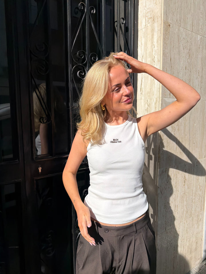 Malou Tank Top - White/Main Character