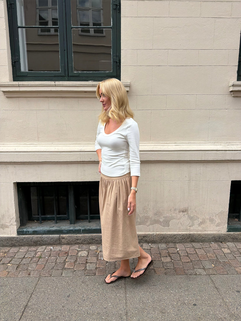 Sille Maxi Peplum Skirt - Camel