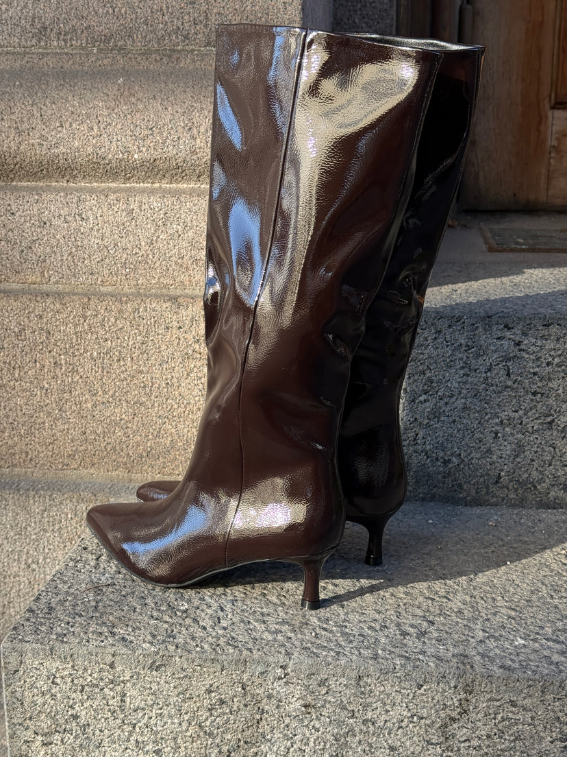 Celina Kitten Heel Boots - Burgundy