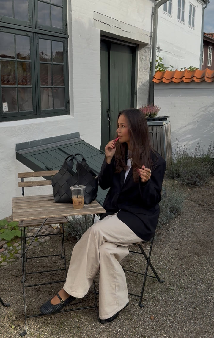 Line Linen Blazer - Black