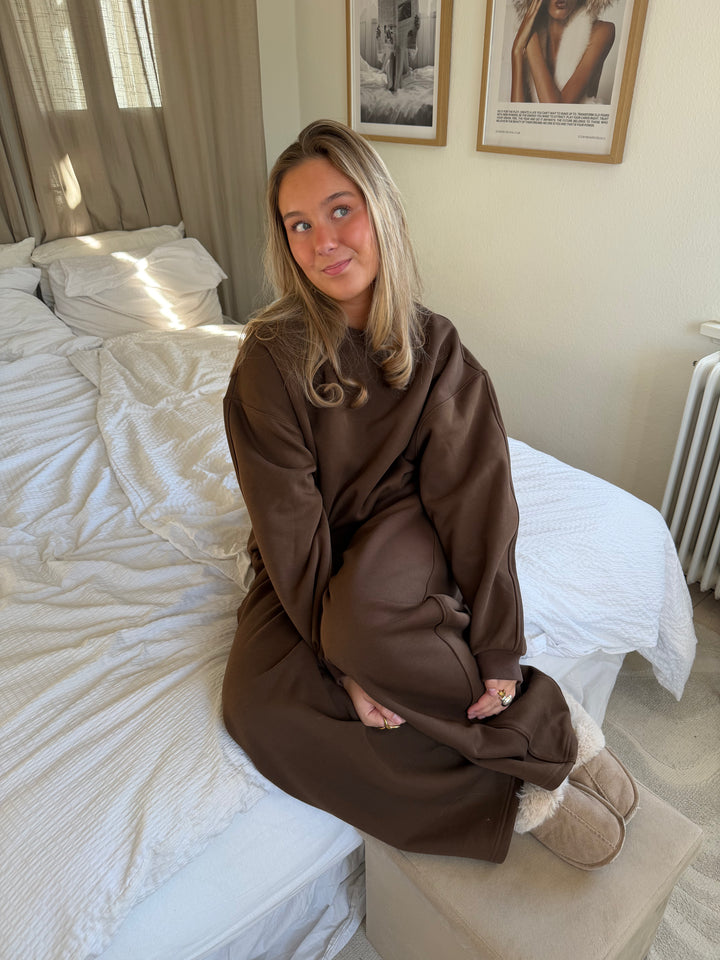 Filine Heavy Sweat Pants - Dark Brown