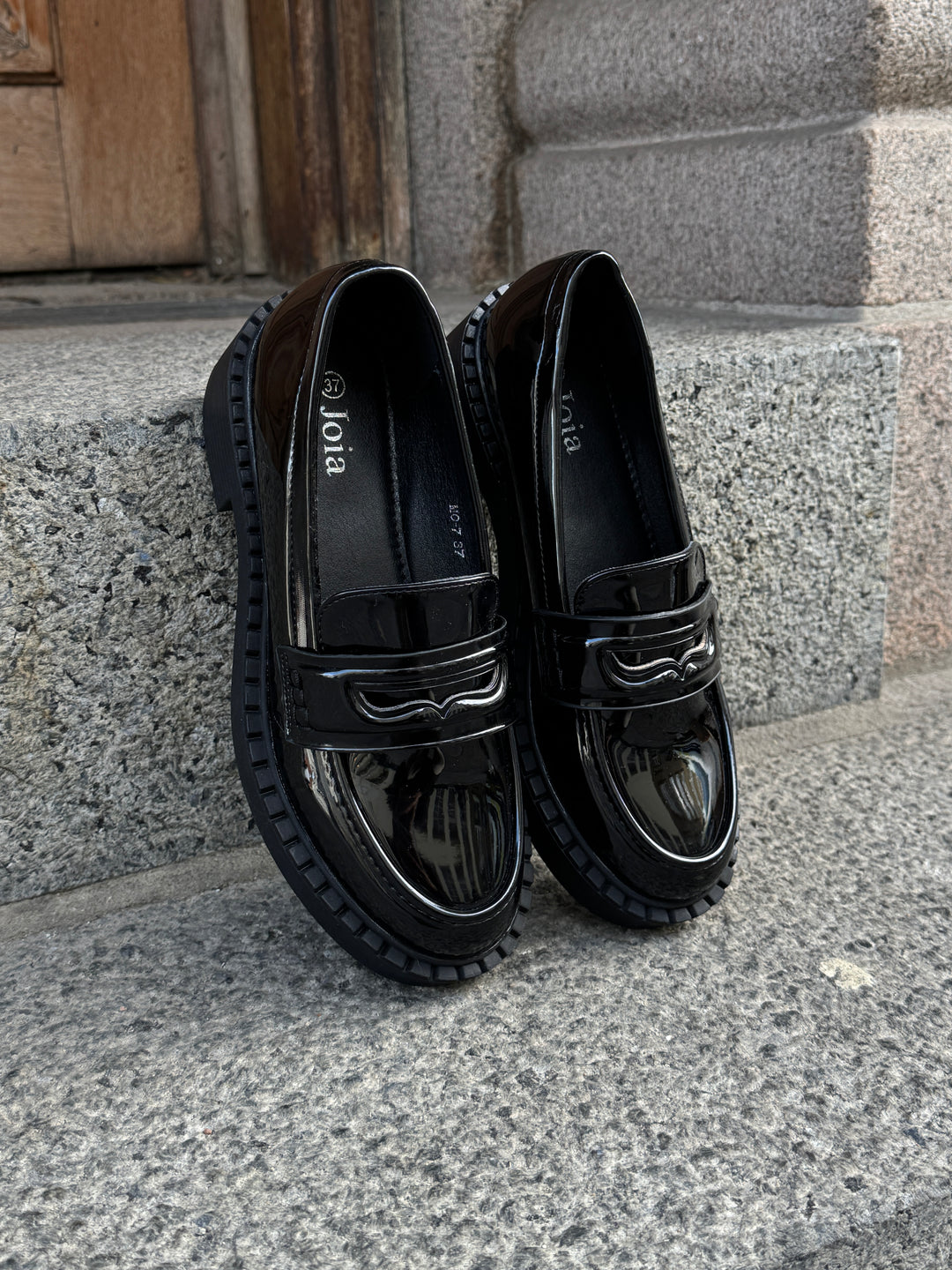 Poppy Classic Loafers - Black
