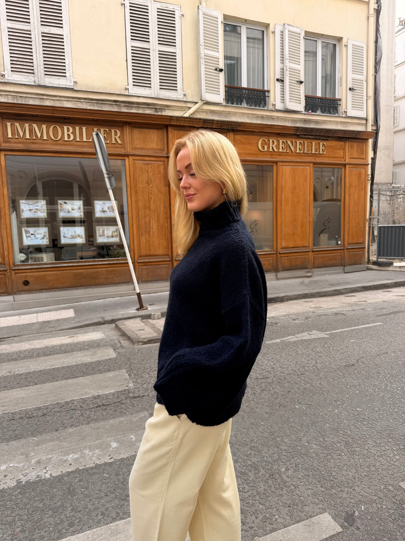Isabella Chunky Knit - Navy Blue
