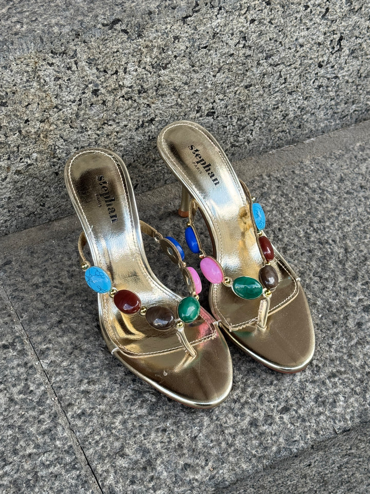 Michelle Heel - Gold