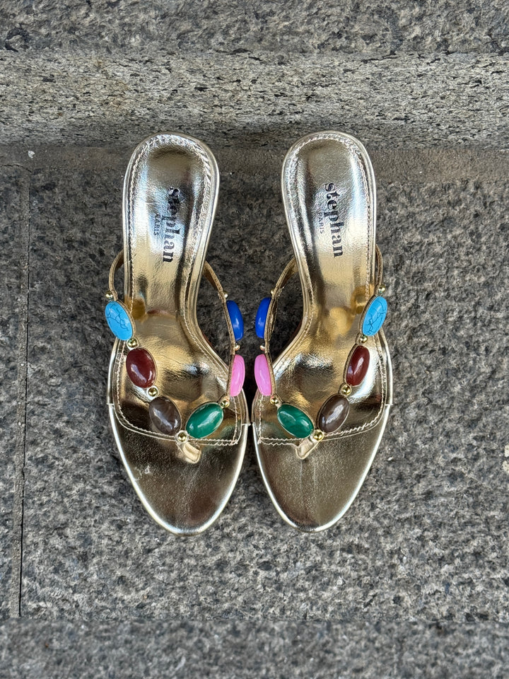 Michelle Heel - Gold