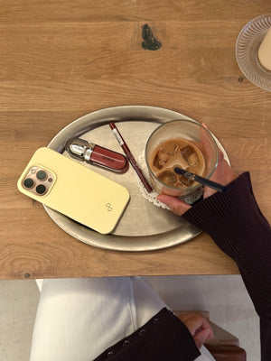 Iphone 16 Pro Cover -  Butter Yellow