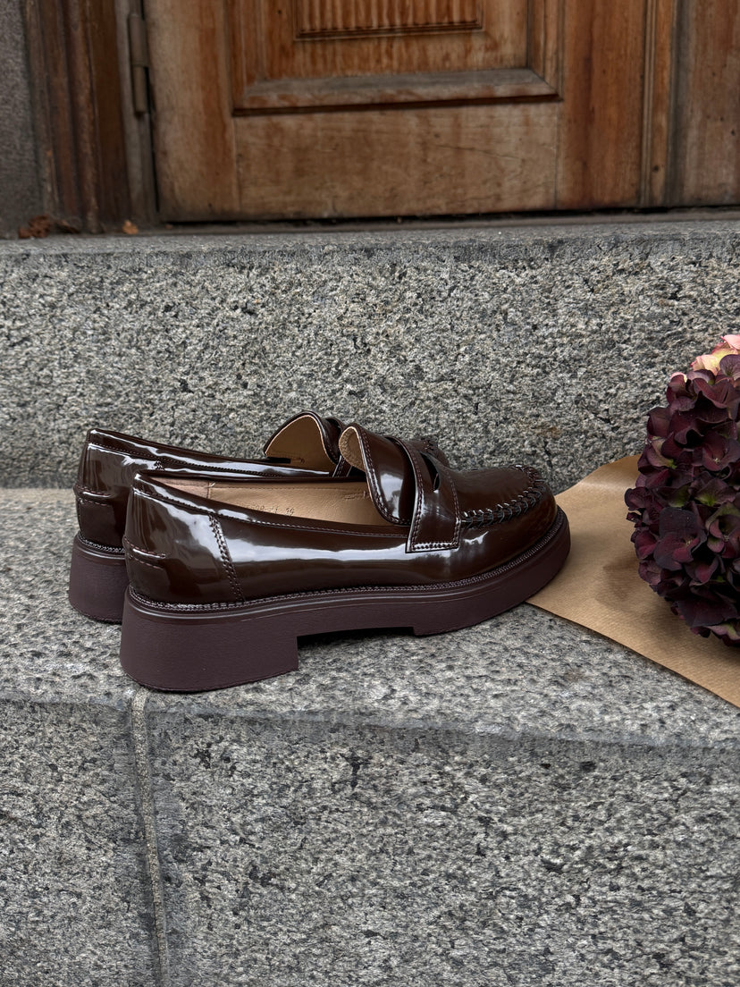 Laura Patent Loafers - Dark Brown