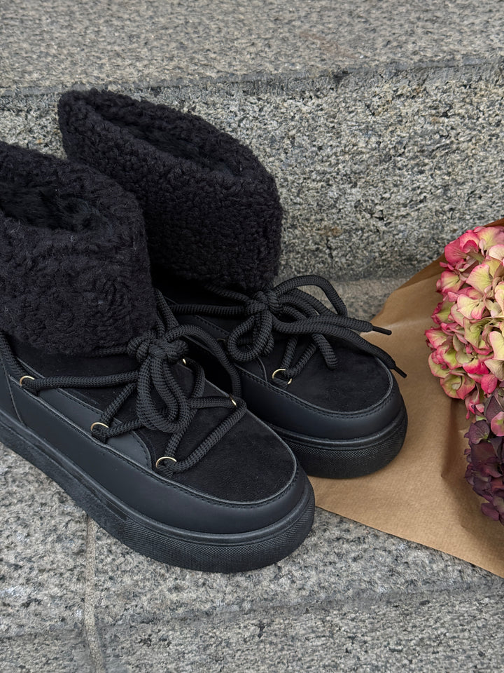 Signe Teddy Winther Boots - Black