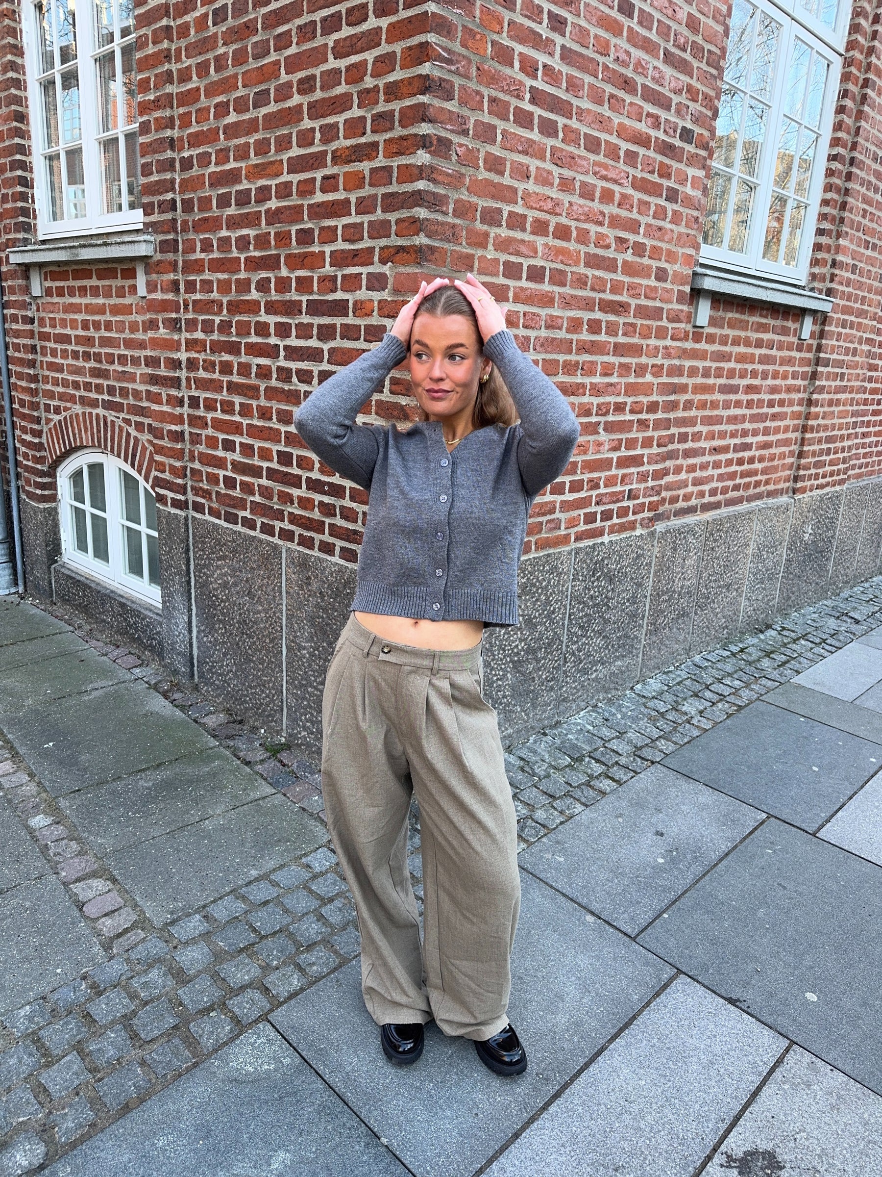 NORA PANTS - שחור main image 1