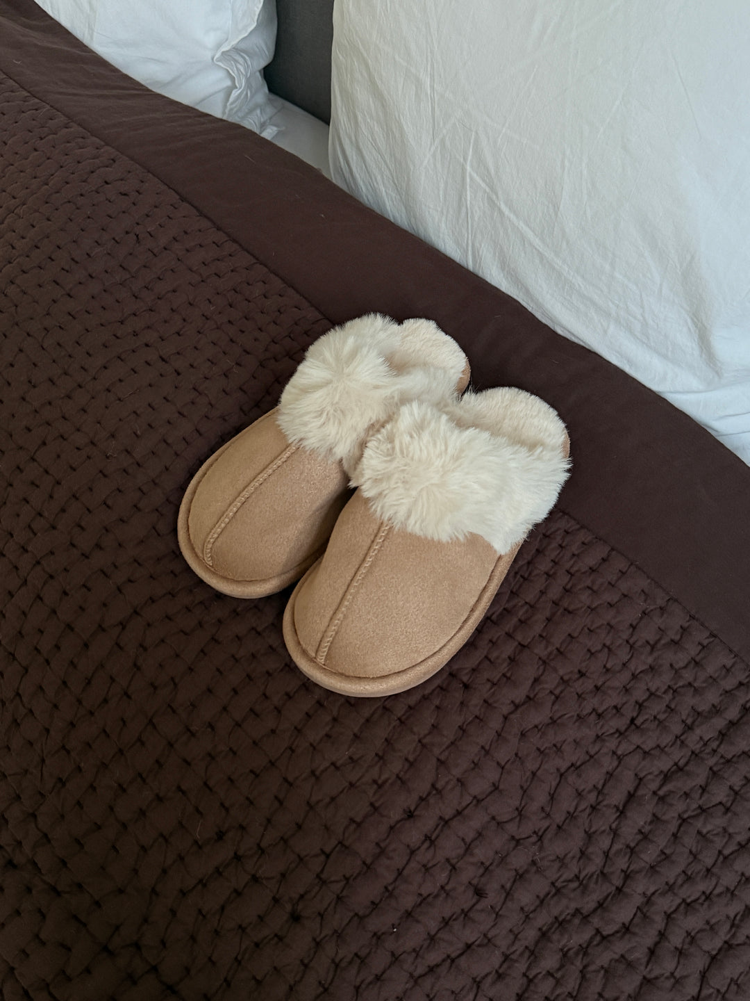 Selina Teddy Slippers - Taupe
