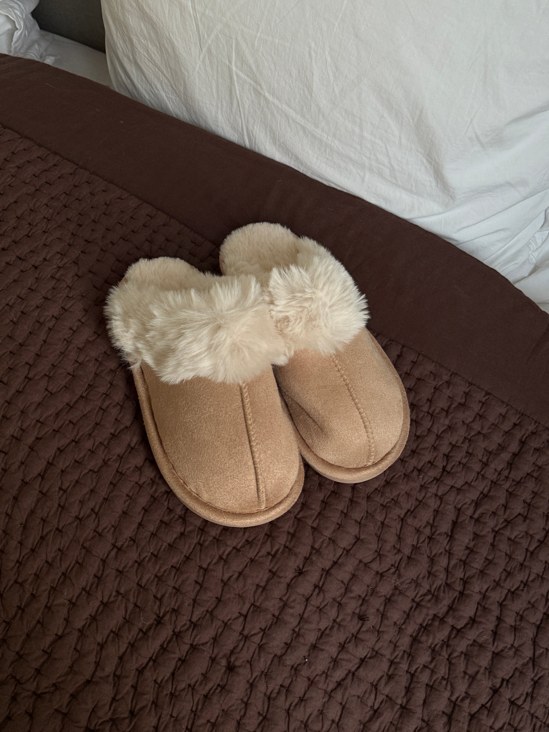 Selina Teddy Slippers - Taupe