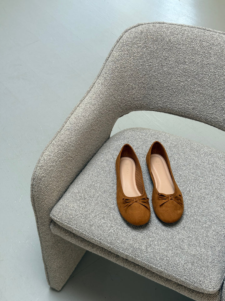Dora Bow Ballerina - Faux Suede Camel