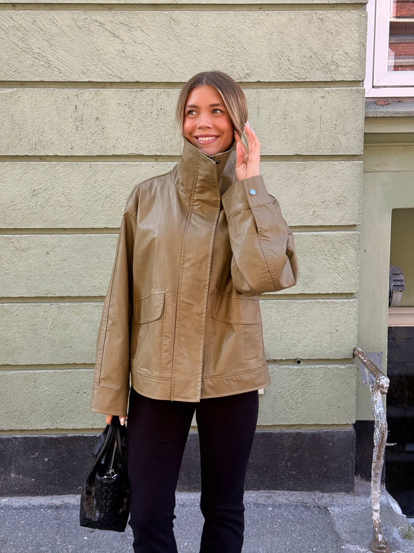 size_S-164cm