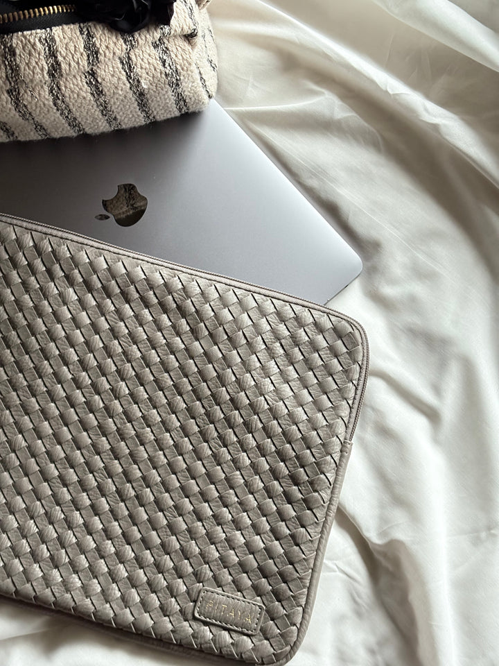 Charlotte Computer Sleeve "13 - Light Grey