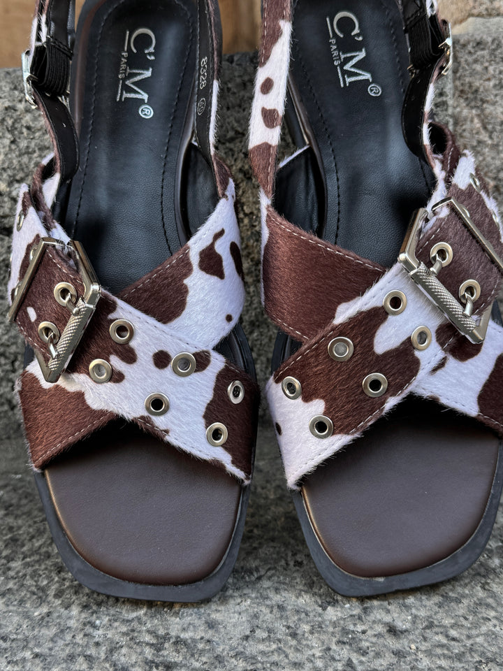 Julia Buckle Sandals - Cow