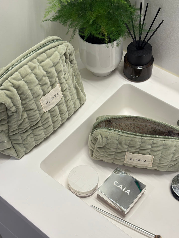 Velvet Makeup Bag Small - Pistachio