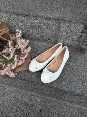 Maya Ballerina - White