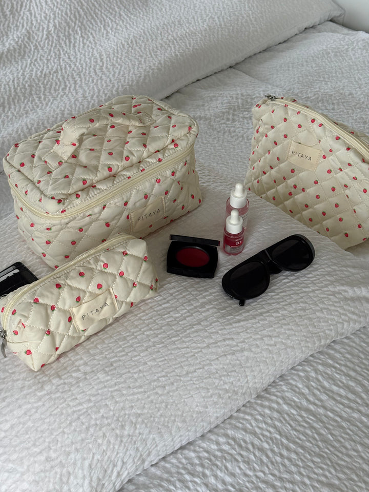 Small Makeup Bag - Strawberries