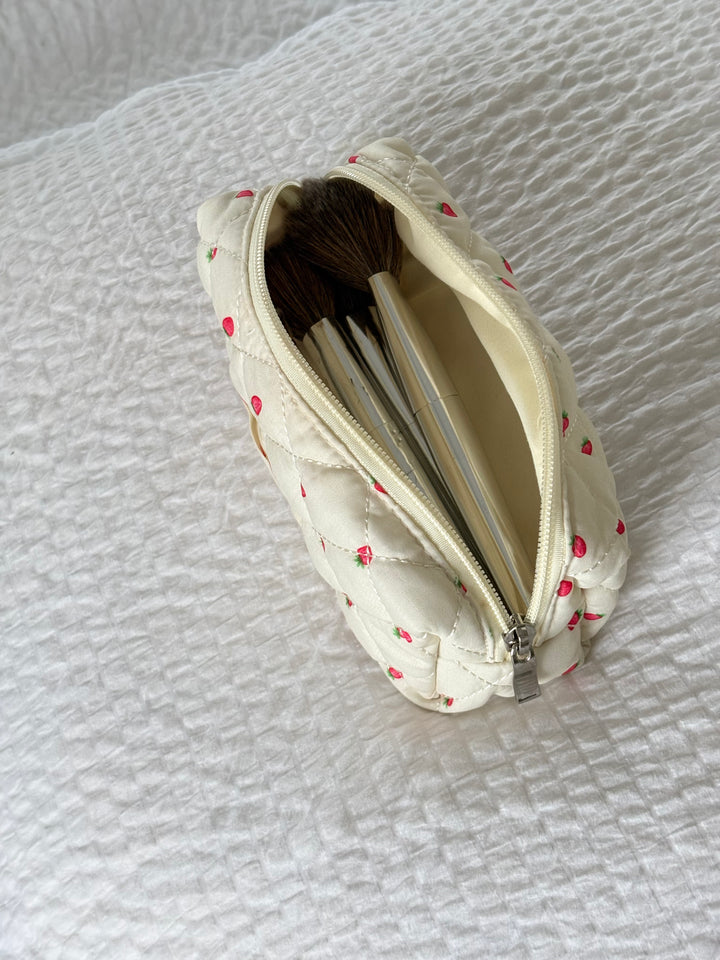 Small Makeup Bag - Strawberries