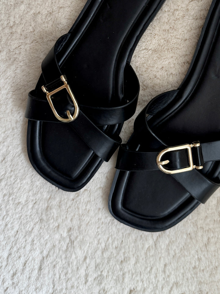 Debbie Sandals - Black