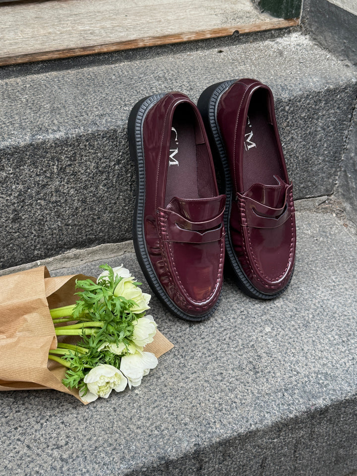 Kassandra Loafers - Burgundy