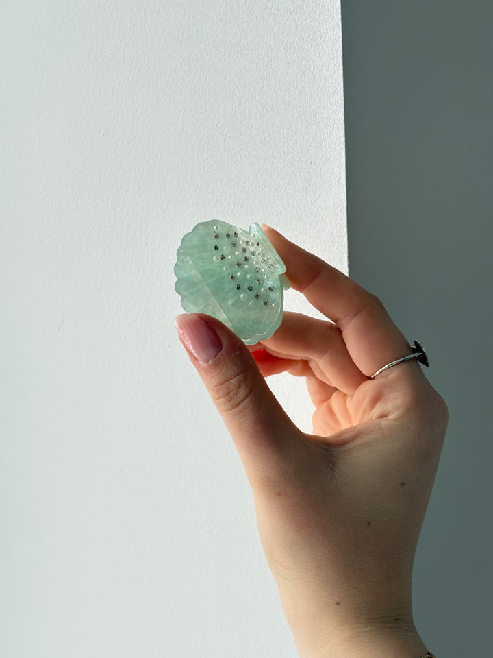 Tora Mini Shell Hairclip - Light Green