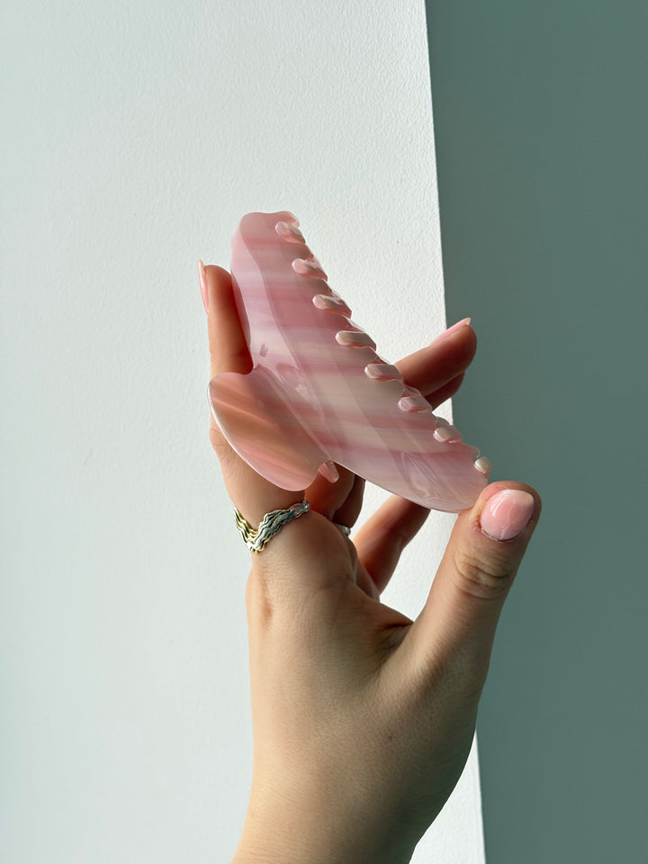 Emilie Large Pitaya Hairclip - Light Pink
