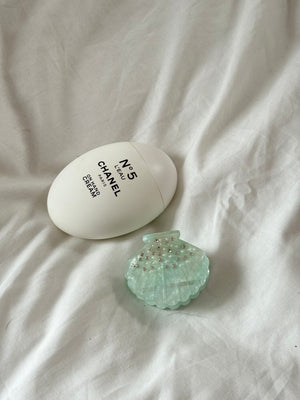 Tora Mini Shell Hairclip - Light Green