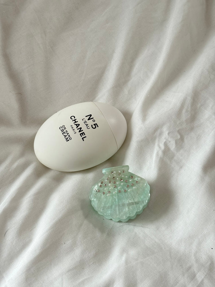 Tora Mini Shell Hairclip - Light Green