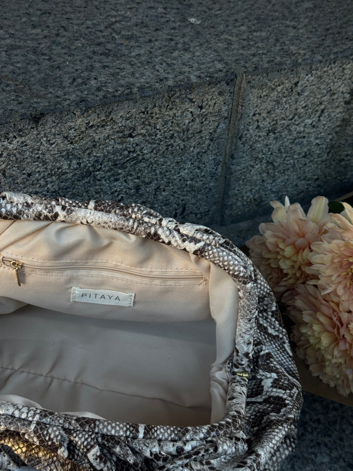 Aya Large Clutch - Snake