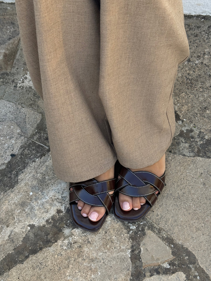 Trine Crossed Flats - Chocolate Brown