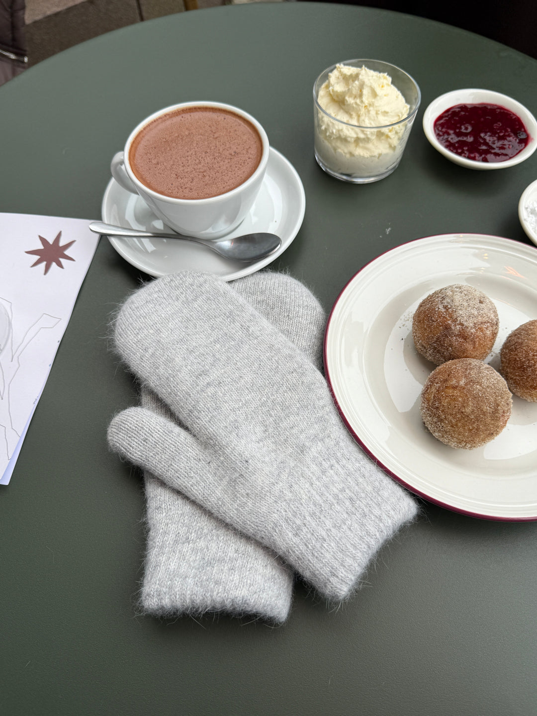 Lola Gloves - Light Grey