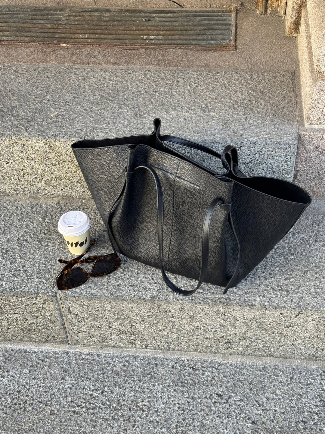 Andrea Strap Bag - Black