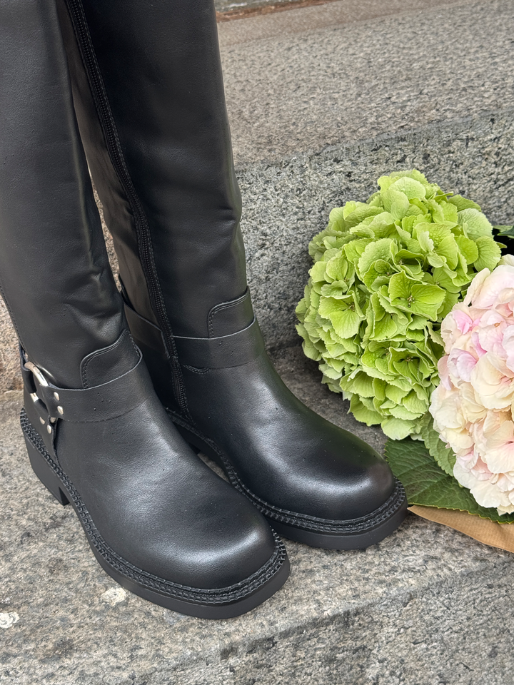 Nella Faux Leather Boot - Black