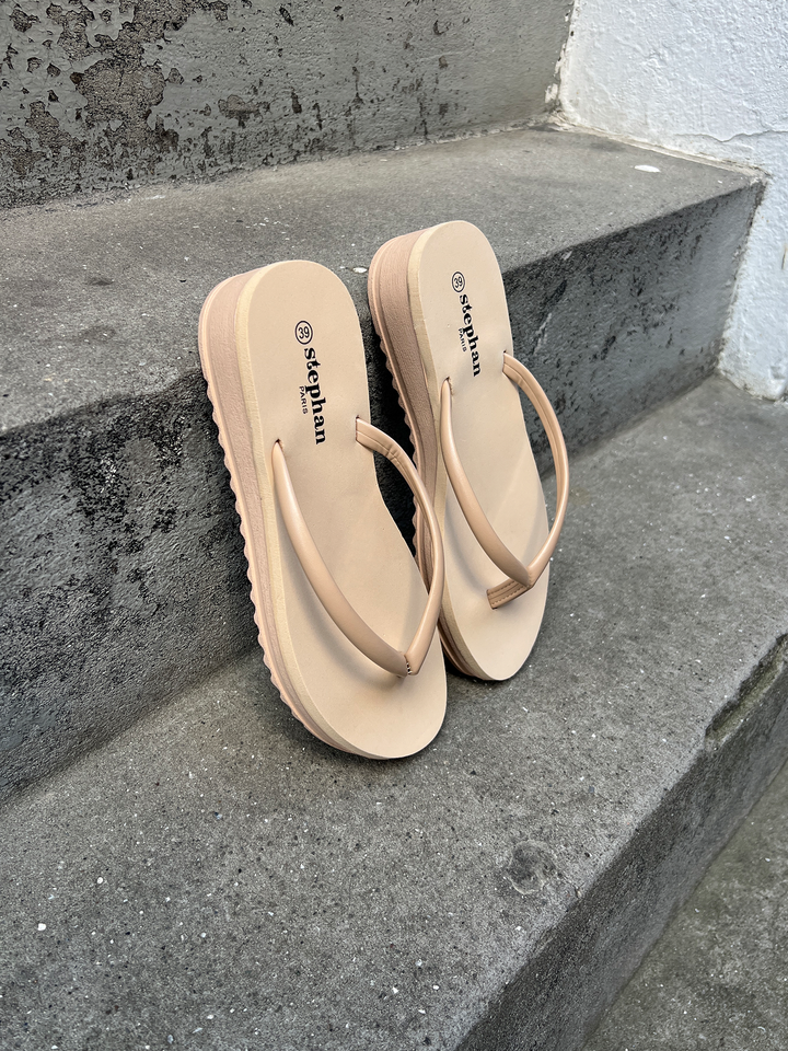 Noa Platform Flip-Flops - Beige