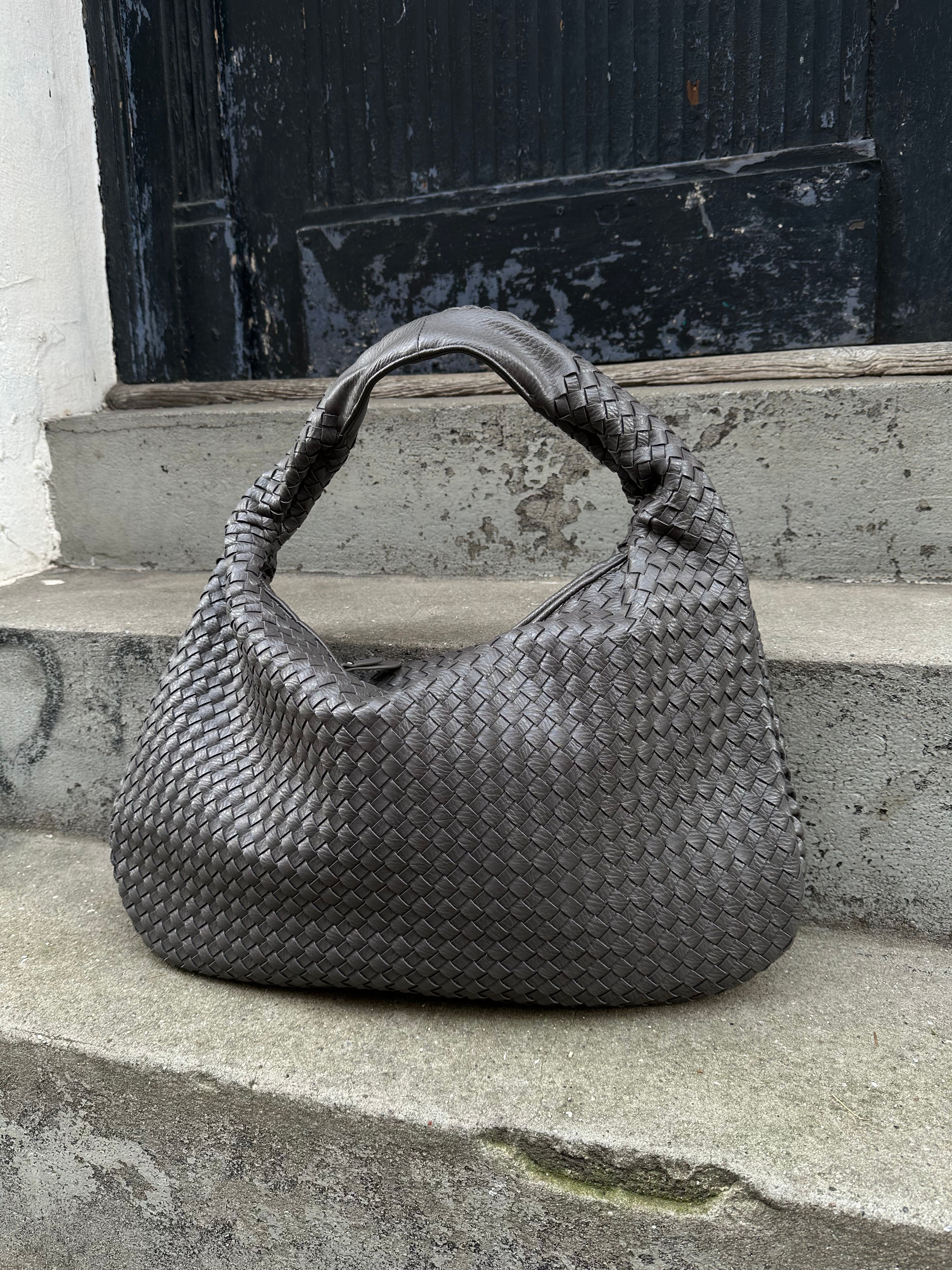 Large store grey bag