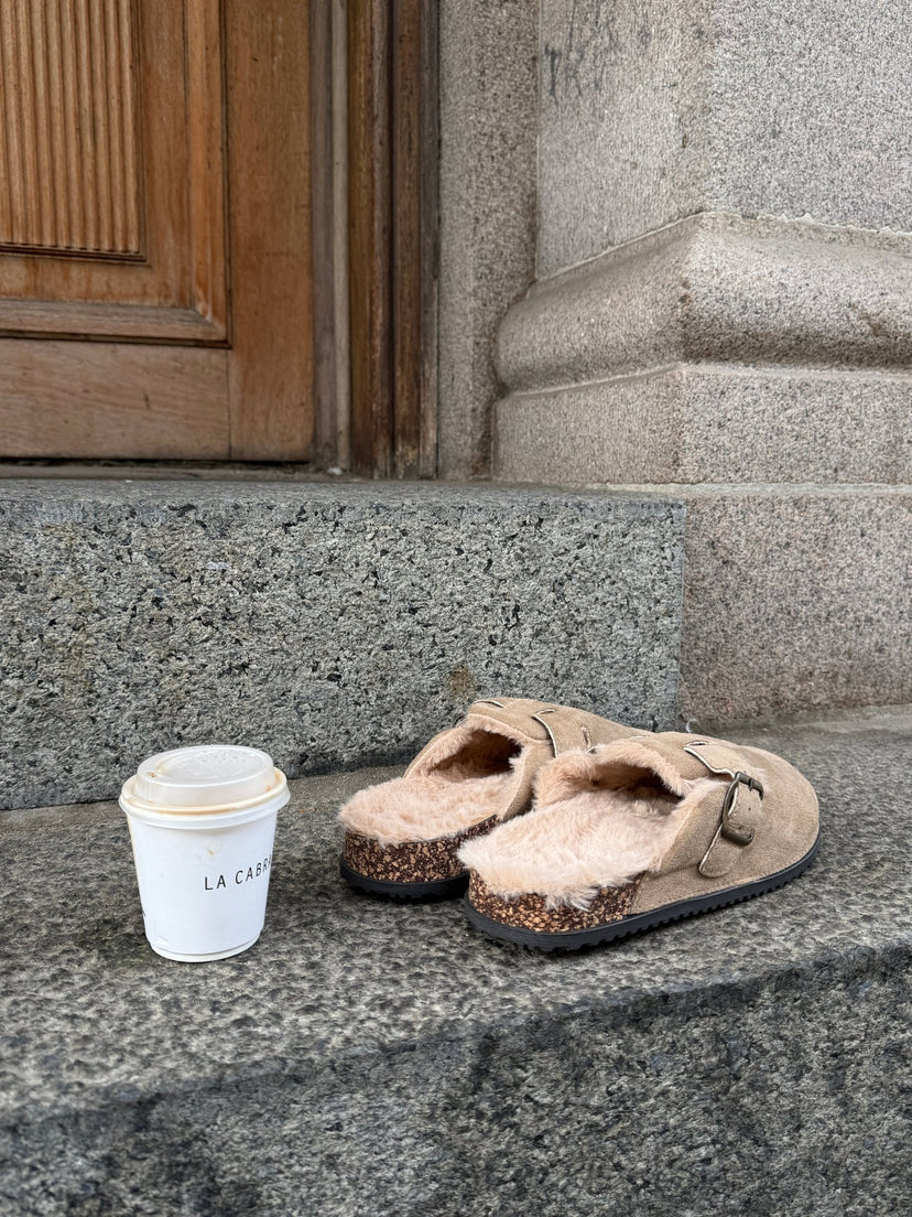 Joanna Teddy Slippers - Beige