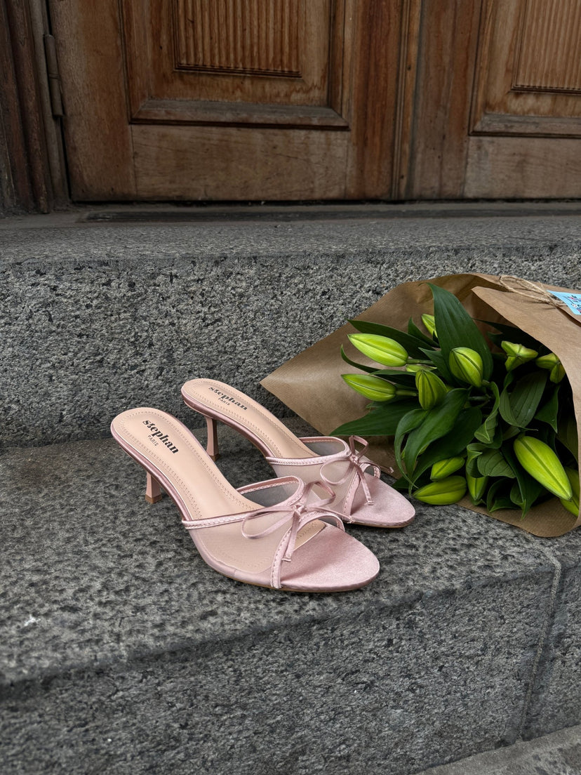 Nellie Bow Tie Heeled Mules - Champagne