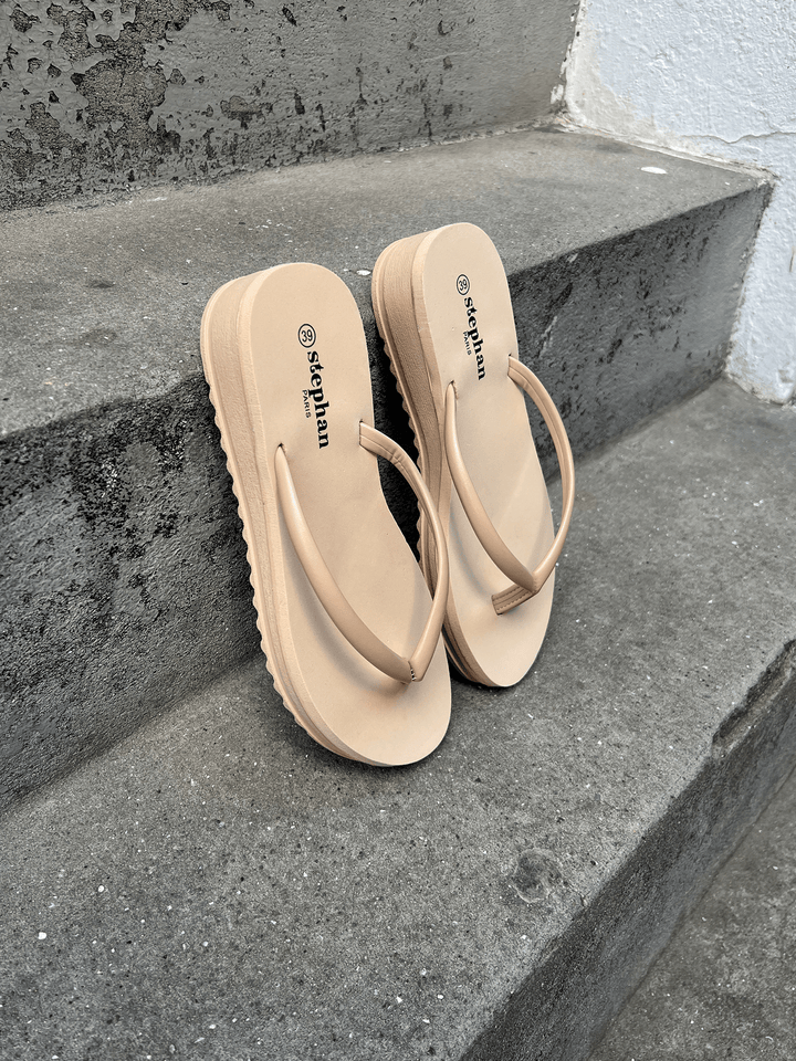 Noa Platform Flip-Flops - Beige