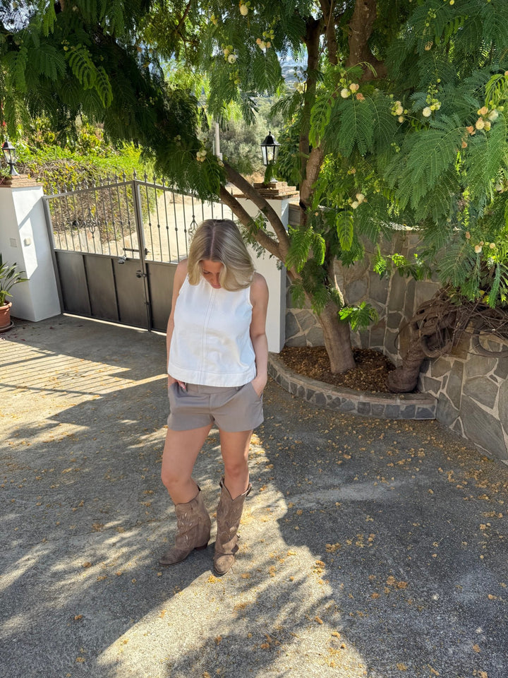 Nora Mini Shorts - Light Grey