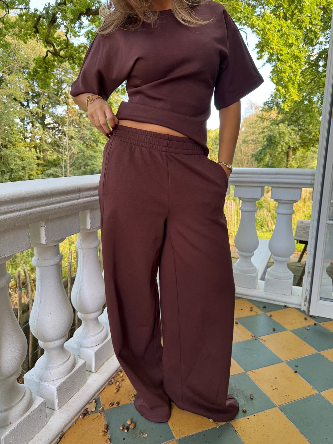 Riley Barrel Leg Sweatpants - Dark Brown