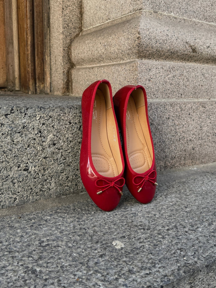 Sarah Shiny Ballerina - Dark Red