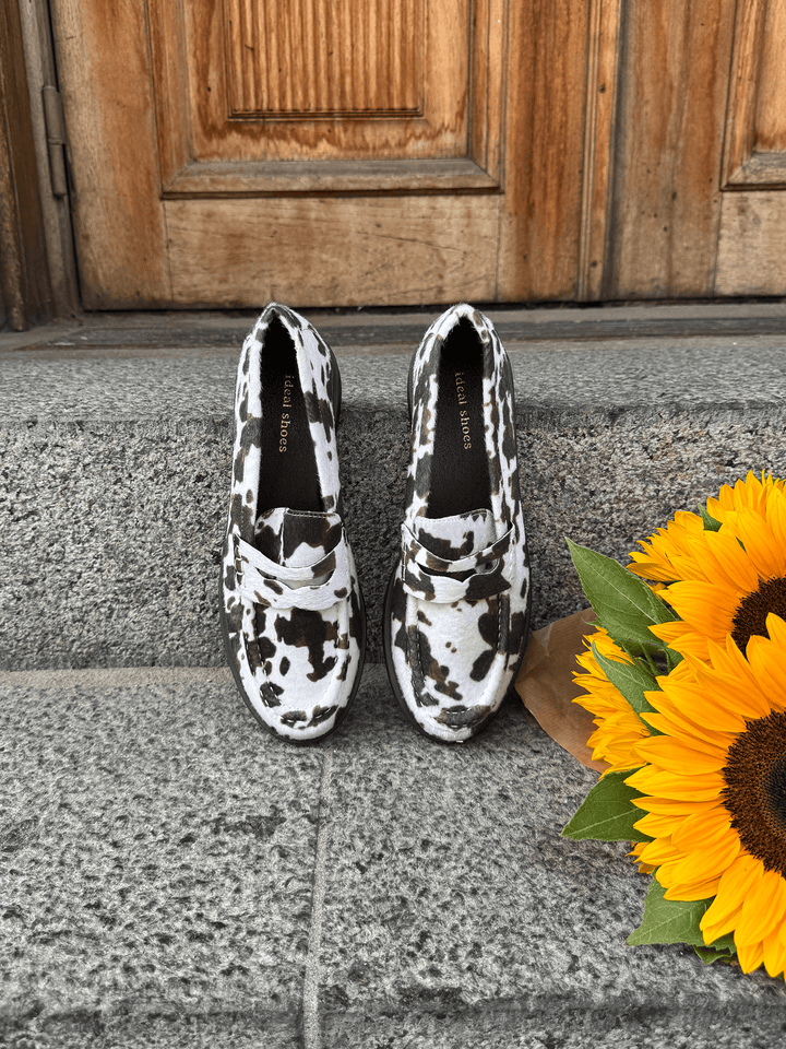 Sofia Loafers - Cow
