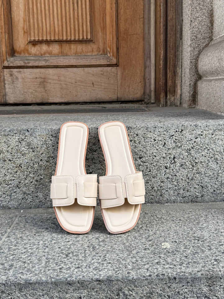 Susan Crossed Strap Sandal - Beige
